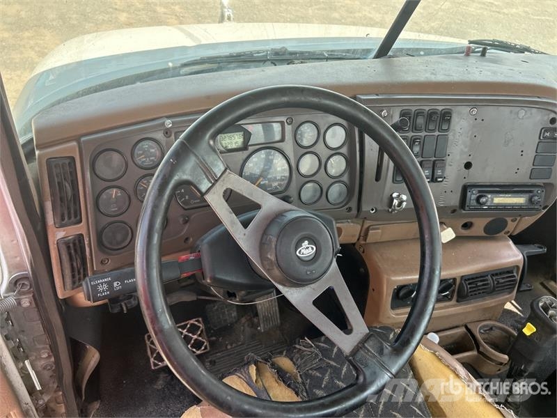 Mack CV713 Camiones de concreto