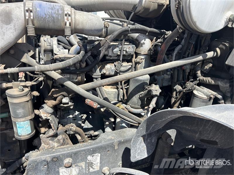 Mack CV713 Camion ribaltabili