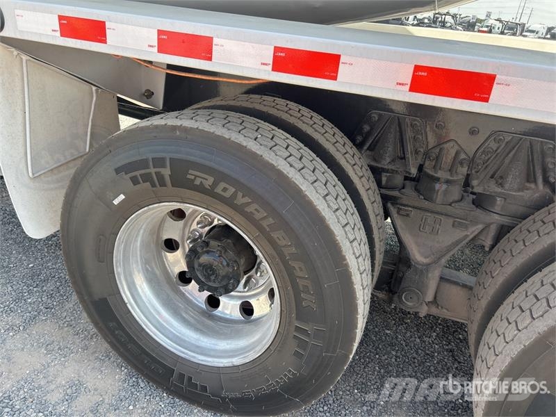 Mack CV713 Camiones de concreto