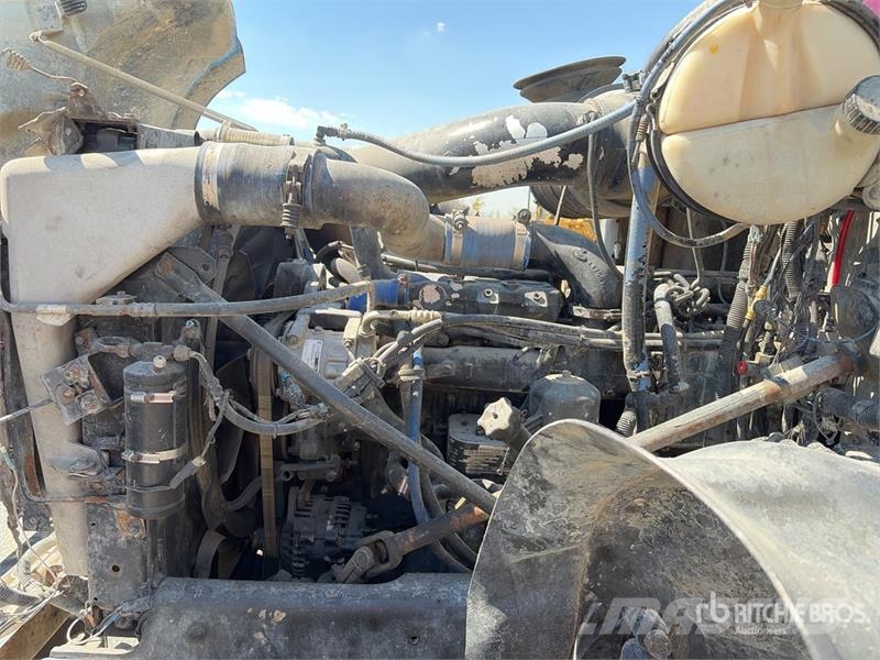 Mack CV713 Betonvedēji