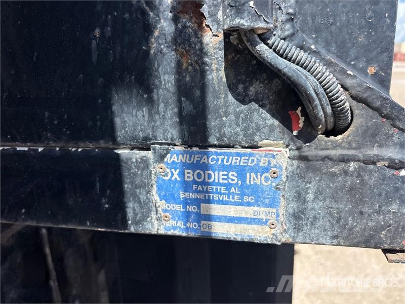 Mack CV713 Kiper tovornjaki