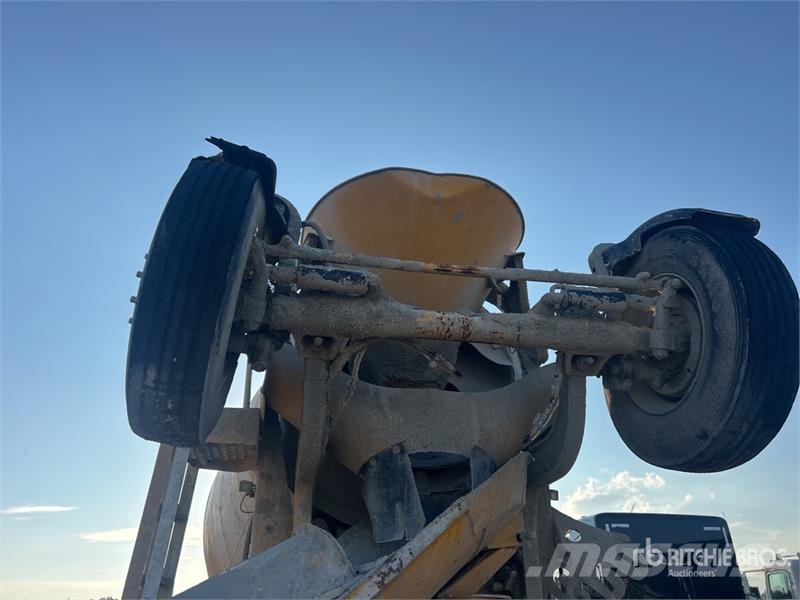 Mack CV713 Domíchávače betonu