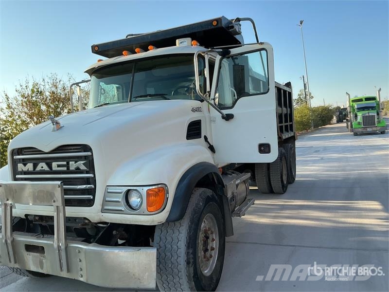 Mack CV713 Kiper kamioni