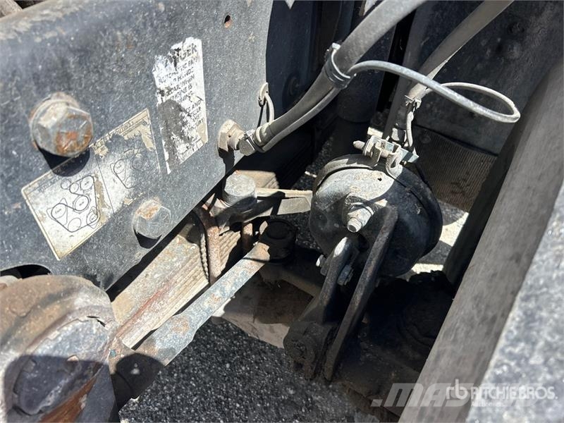Mack CV713 Camion ribaltabili