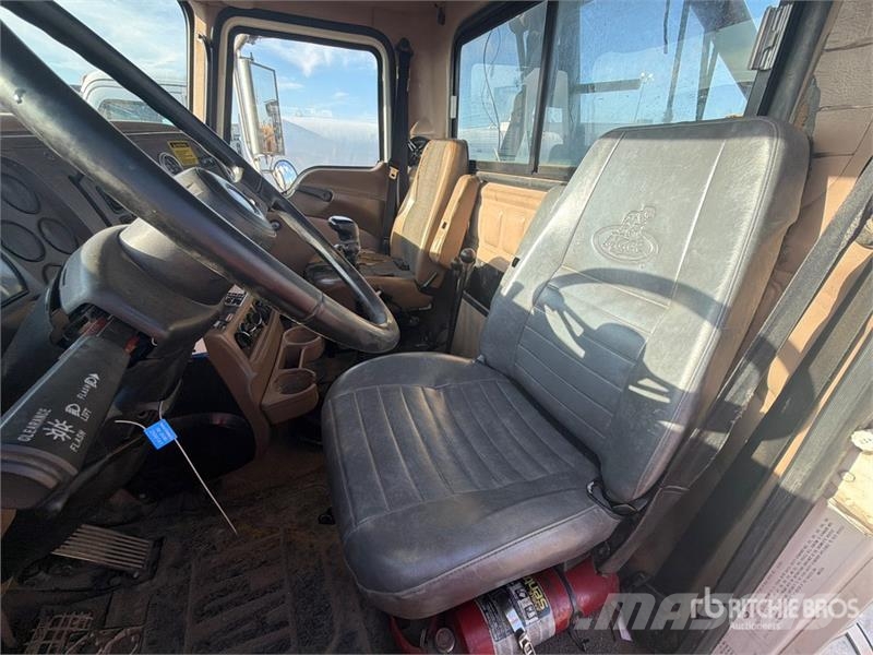 Mack CV713 6x4 Gin Pole Truck Обробне обладнання