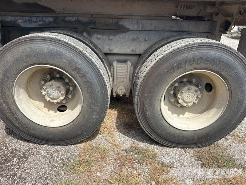 Mack CV713 6x4 T/A Dump Truck Kipper
