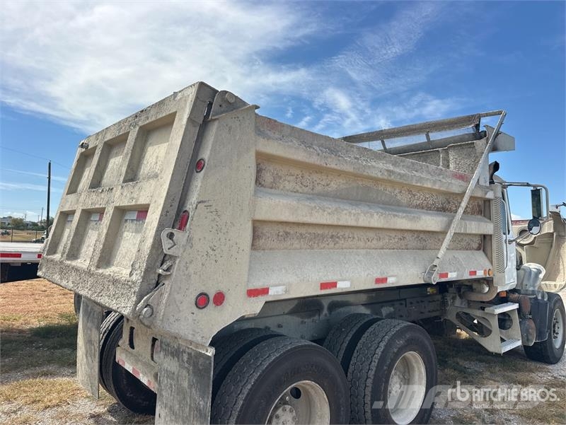 Mack CV713 6x4 T/A Dump Truck Kipper