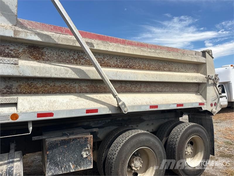 Mack CV713 6x4 T/A Dump Truck Kipper