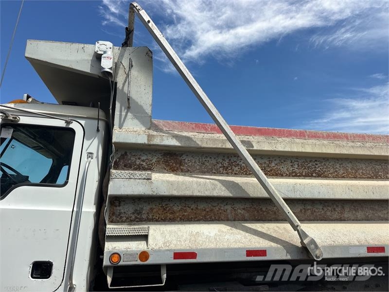Mack CV713 6x4 T/A Dump Truck Kipper