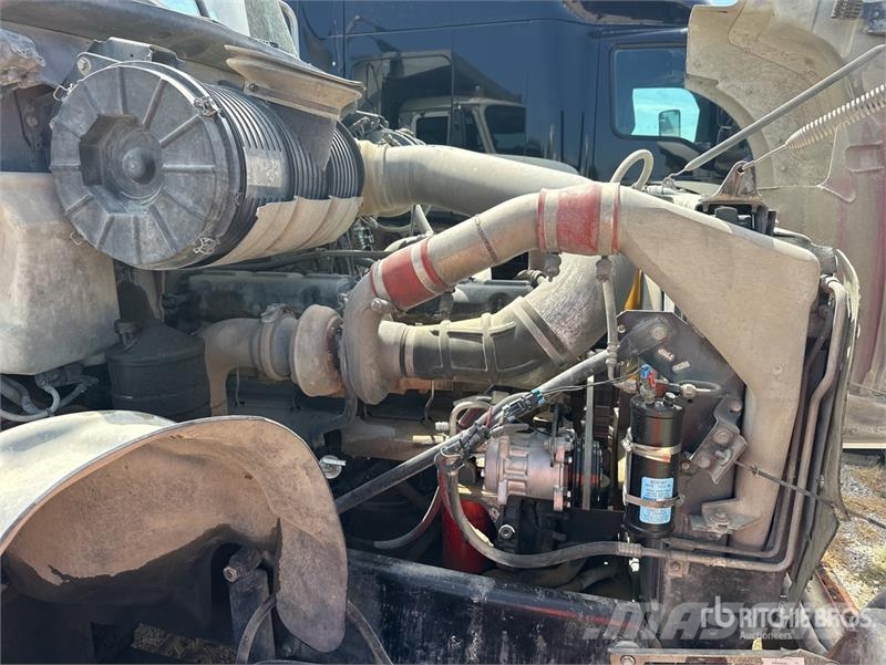 Mack CV713 6x4 T/A Dump Truck Kipper