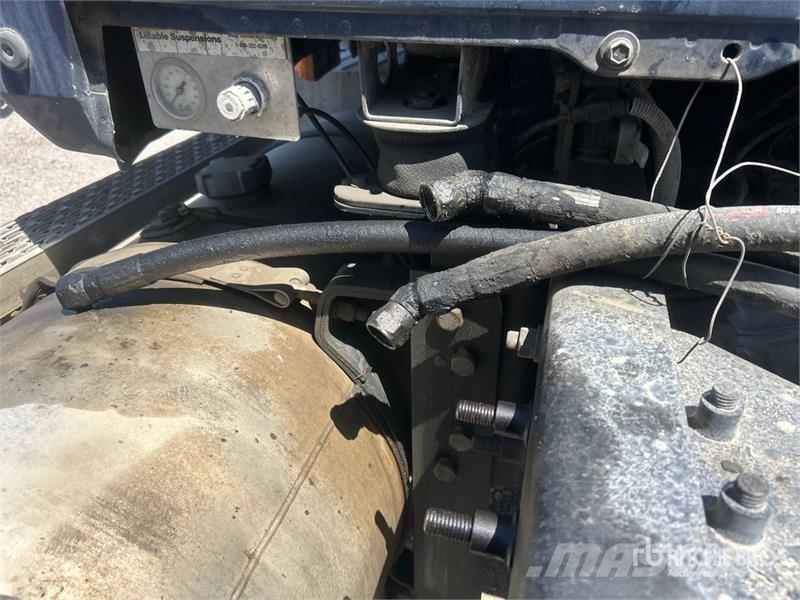 Mack CV713 8x4 Gunite Truck (Inoperable) Drugi tovornjaki