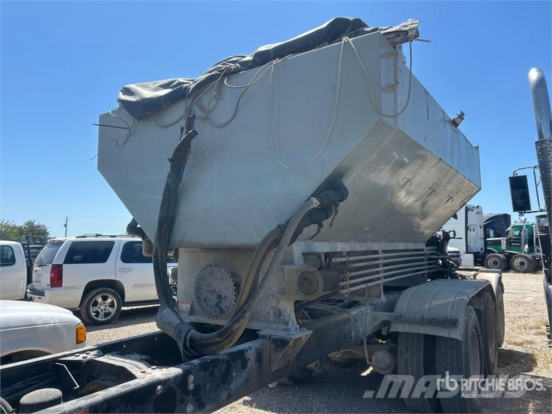 Mack CV713 8x4 Gunite Truck (Inoperable) Drugi tovornjaki