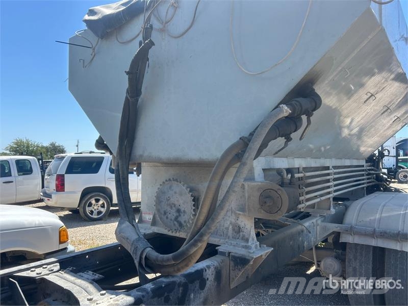 Mack CV713 8x4 Gunite Truck (Inoperable) Drugi tovornjaki