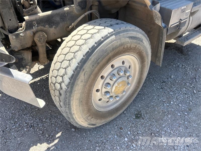 Mack CV713 8x4 Gunite Truck (Inoperable) Drugi tovornjaki