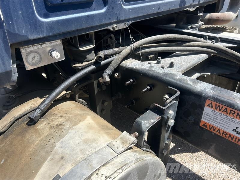 Mack CV713 8x4 Gunite Truck (Inoperable) Drugi tovornjaki