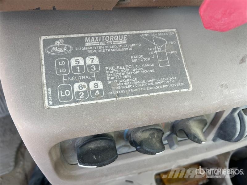Mack CV713 8x4 Gunite Truck (Inoperable) Drugi tovornjaki