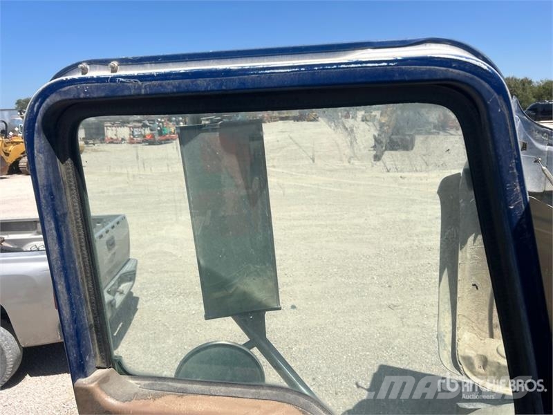 Mack CV713 8x4 Gunite Truck (Inoperable) Drugi tovornjaki
