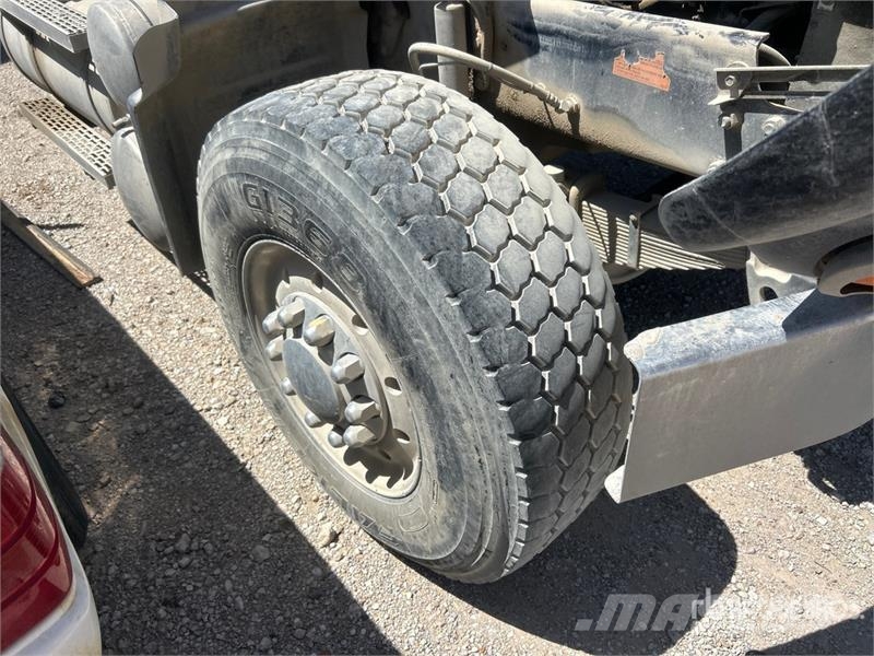 Mack CV713 8x4 Gunite Truck (Inoperable) Drugi tovornjaki