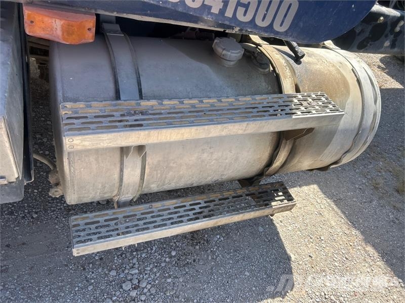 Mack CV713 8x4 Gunite Truck (Inoperable) Drugi tovornjaki