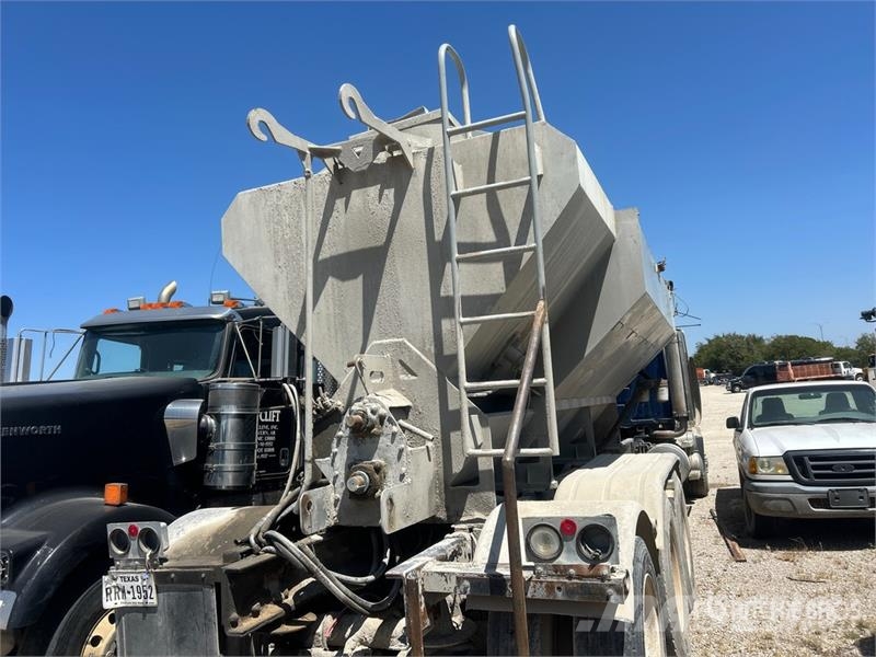 Mack CV713 8x4 Gunite Truck (Inoperable) Drugi tovornjaki