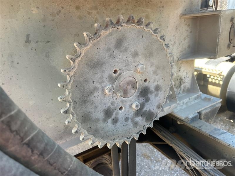 Mack CV713 8x4 Gunite Truck (Inoperable) Drugi tovornjaki