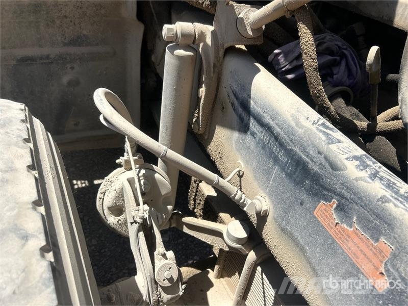 Mack CV713 8x4 Gunite Truck (Inoperable) Drugi tovornjaki