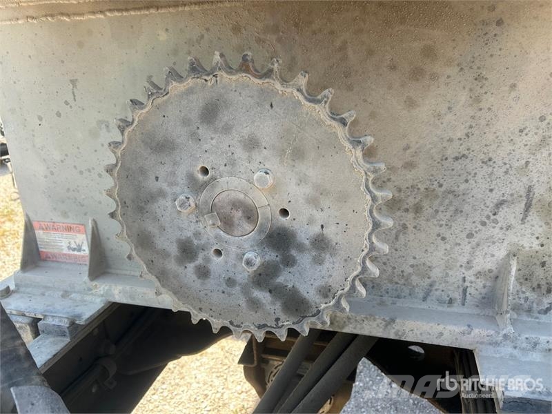 Mack CV713 8x4 Gunite Truck (Inoperable) Drugi tovornjaki