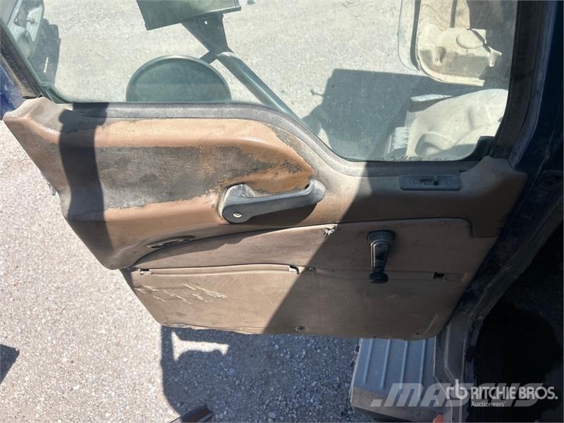 Mack CV713 8x4 Gunite Truck (Inoperable) Drugi tovornjaki