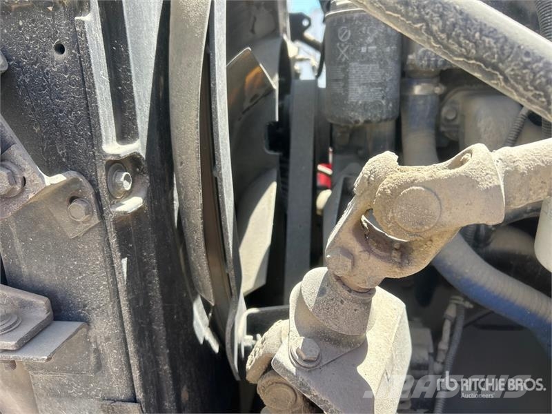 Mack CV713 8x4 Gunite Truck (Inoperable) Drugi tovornjaki