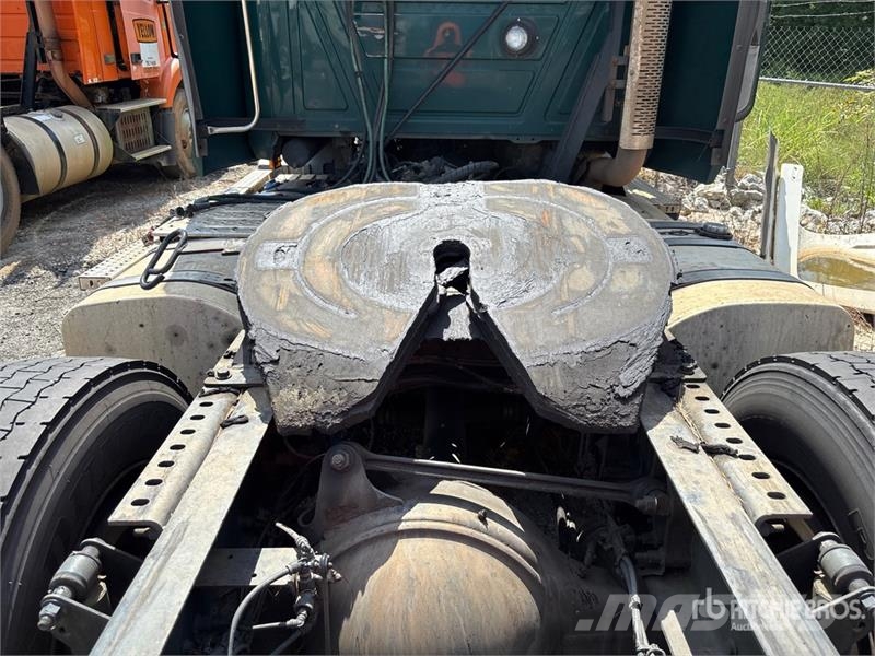 Mack CXU612 Autotractoare