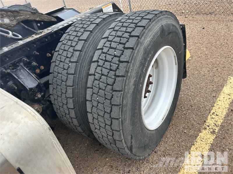 Mack CXU612 Τράκτορες