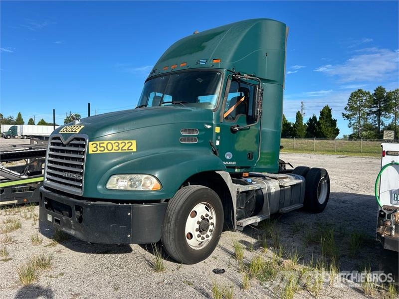 Mack CXU612 Trekkvogner