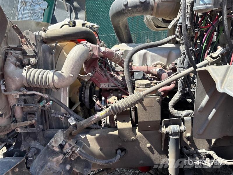 Mack CXU612 Autotractoare