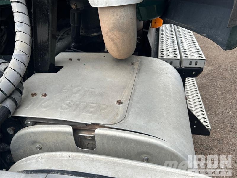 Mack CXU612 Τράκτορες