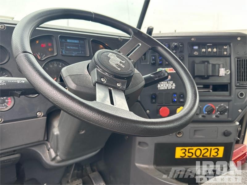 Mack CXU612 Dragbilar