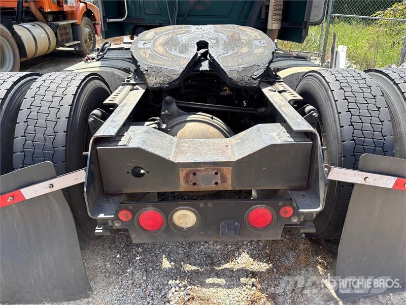 Mack CXU612 Autotractoare