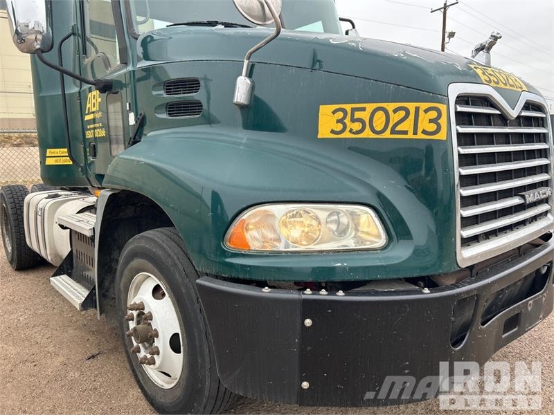 Mack CXU612 Dragbilar