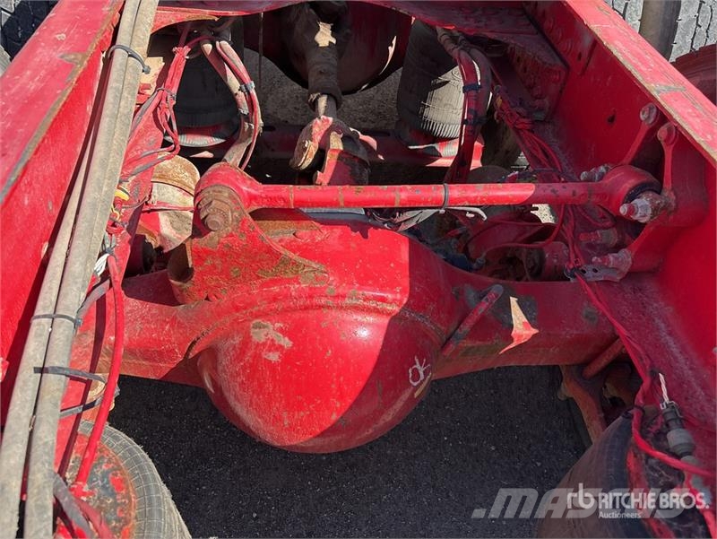 Mack CXU613 Тягачі