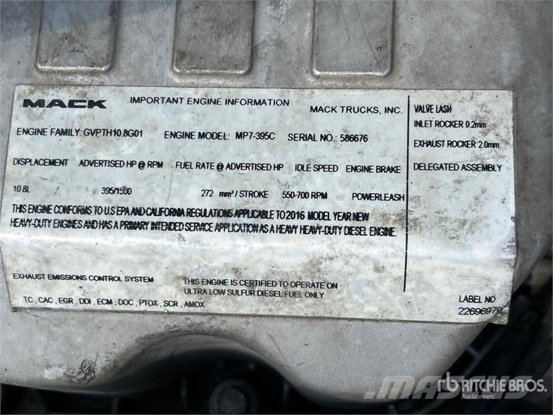 Mack CXU613 Autotractoare
