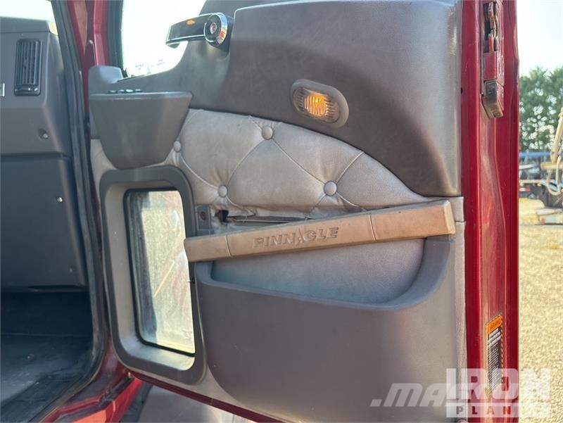 Mack CXU613 Motrici e Trattori Stradali