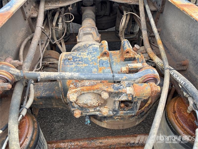 Mack CXU613 Vilcēji