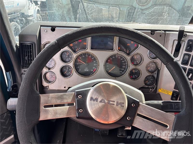 Mack CXU613 Sattelzugmaschinen