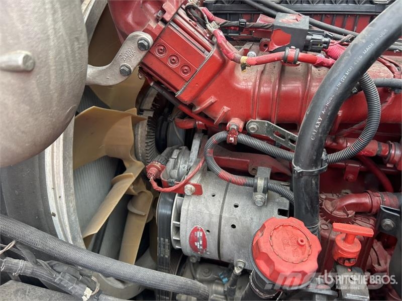 Mack CXU613 Tracteur routier