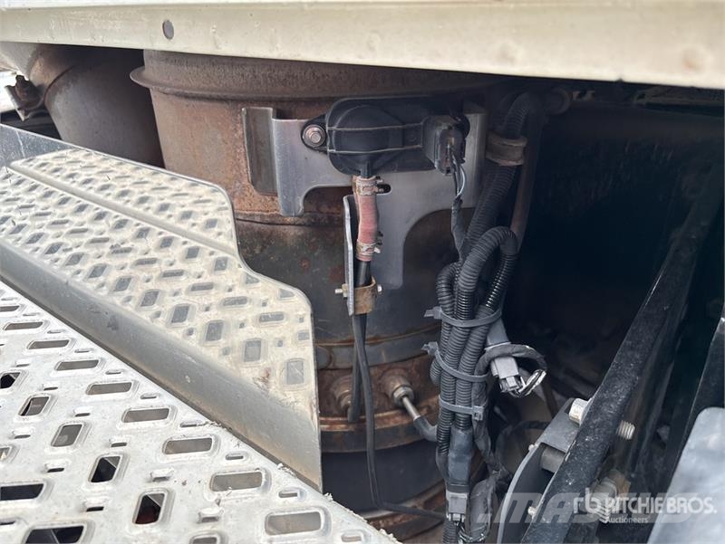 Mack CXU613 Vilcēji