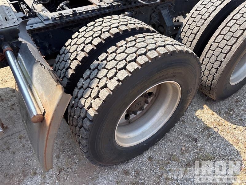 Mack CXU613 Motrici e Trattori Stradali