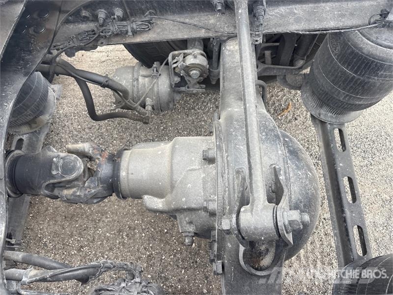 Mack CXU613 Tegljači