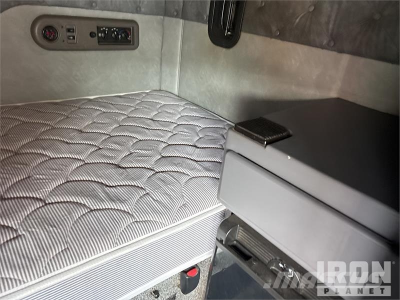 Mack CXU613 Motrici e Trattori Stradali