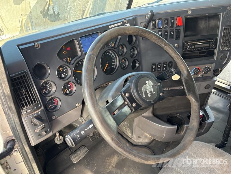 Mack CXU613 Cabezas tractoras