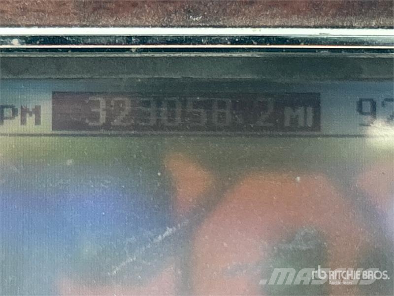 Mack CXU613 Тягачі