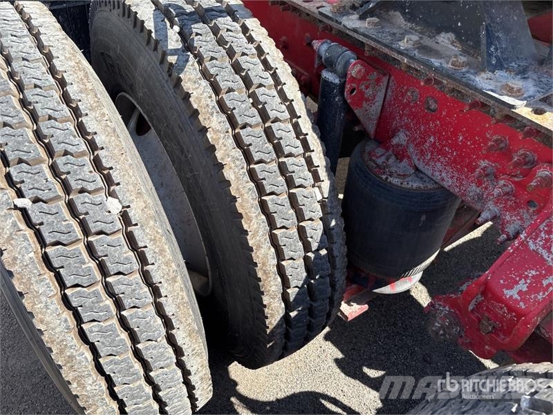 Mack CXU613 Cabezas tractoras